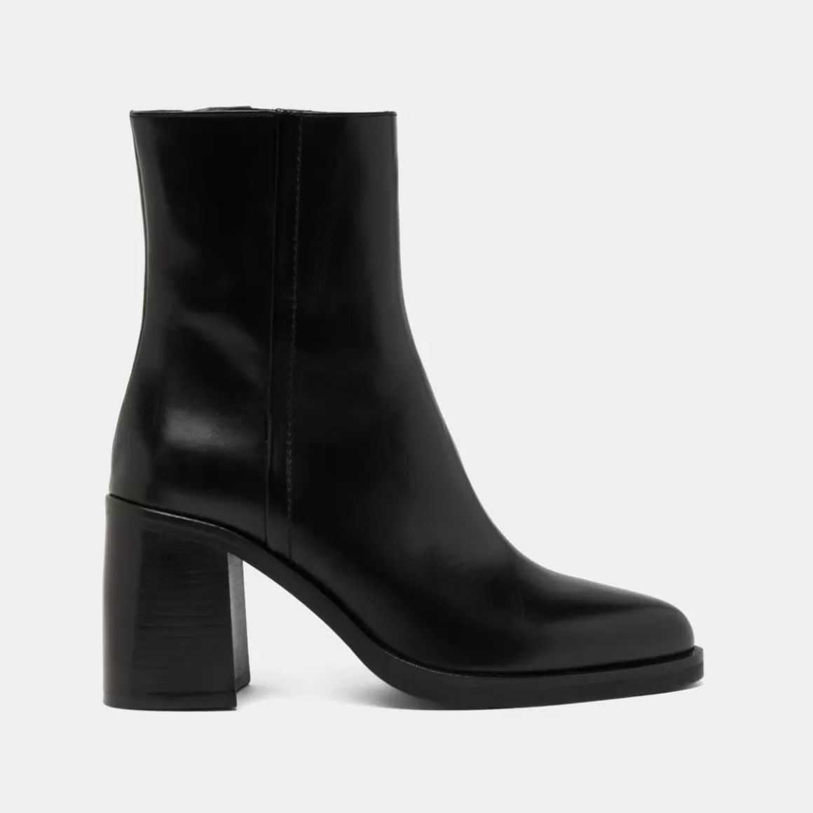 Ankle boots with heels<Jonak New