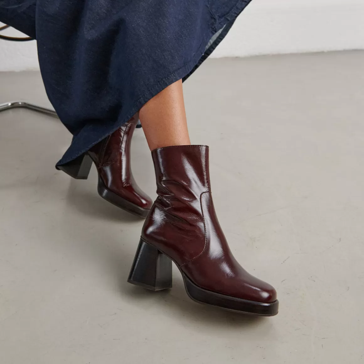 Ankle boots with platforms<Jonak Shop