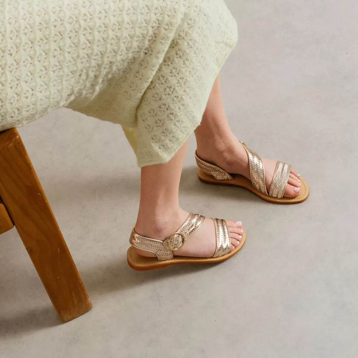 Asymmetric sandals<Jonak Clearance