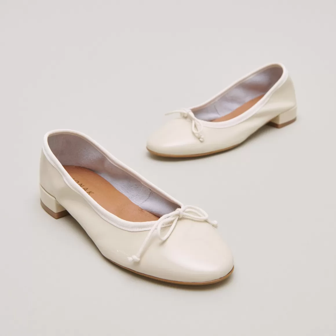 Ballet flats with laces<Jonak Cheap