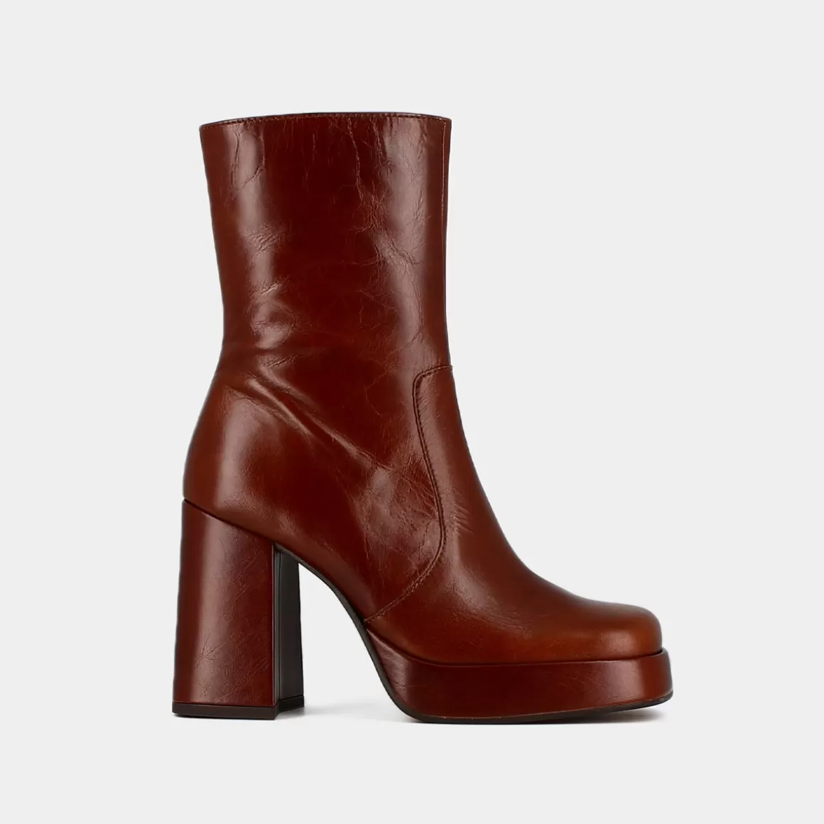Boots with heels and square toes<Jonak Clearance