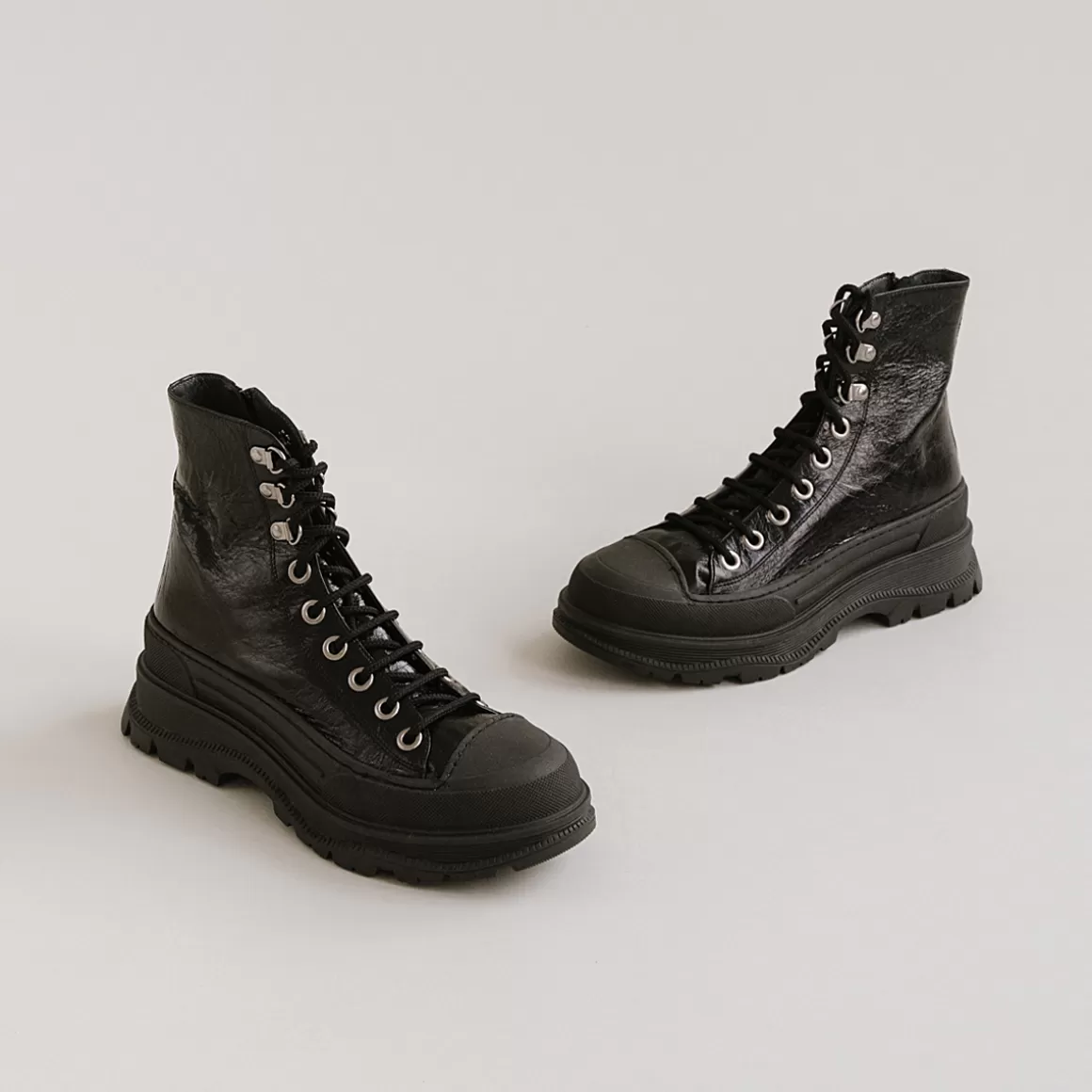 Boots with laces and notched soles<Jonak Flash Sale