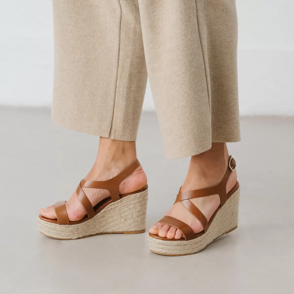 Espadrilles with cross-over straps<Jonak Cheap