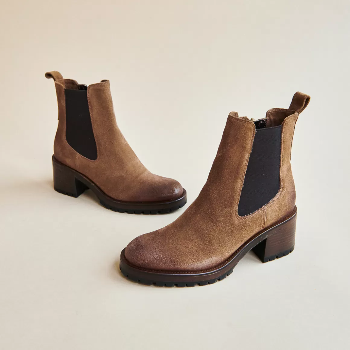 High boots with notched soles<Jonak Discount